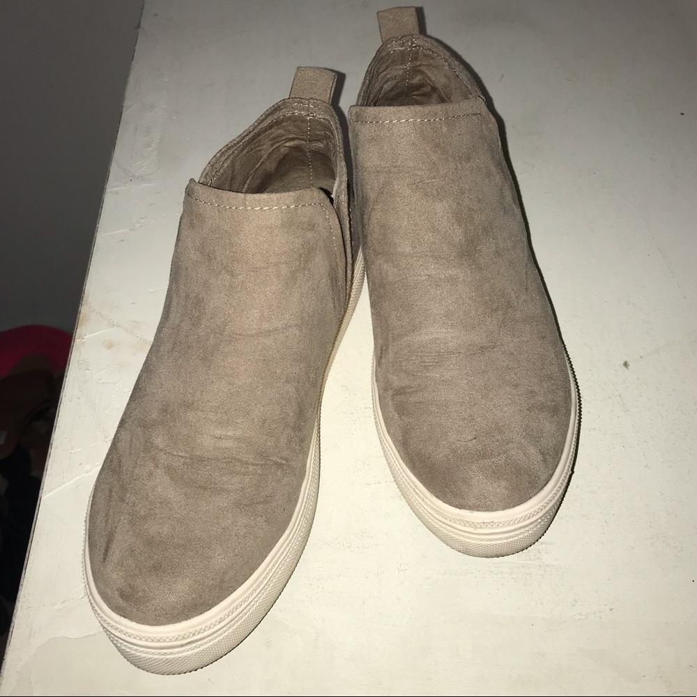 BARELY WORN Liz Microsuede High Top Sneakers